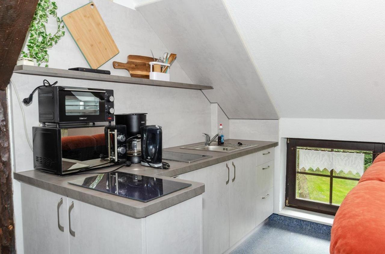 3-Raum-Fewo-Fuer-5-Personen-1-Aufbettung-Auf-Ruegen Schaprode Exterior foto